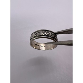 925 Sterling Silver Band Flower Pattern Ring Size 4