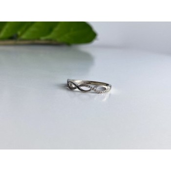 10K WHITE GOLD DIAMONDS RING SIZE 7