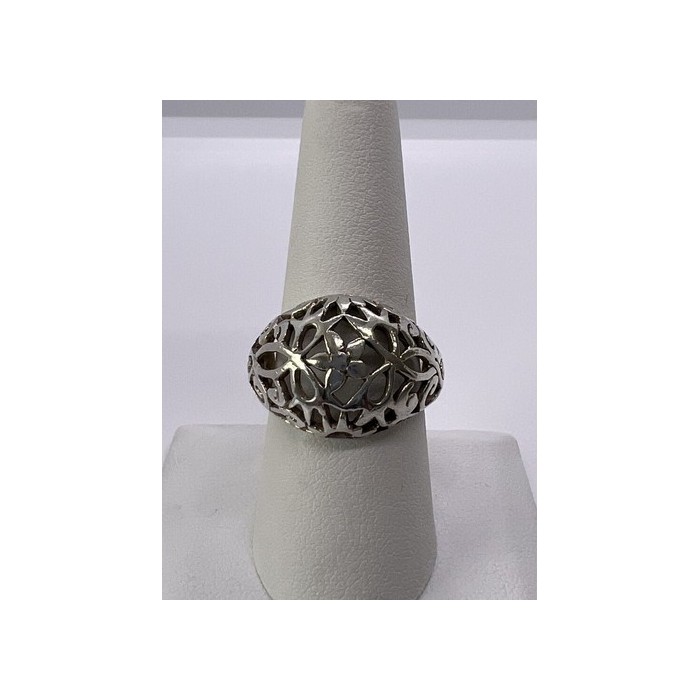 925 Sterling Silver Porous Flower Design Ring Size 8