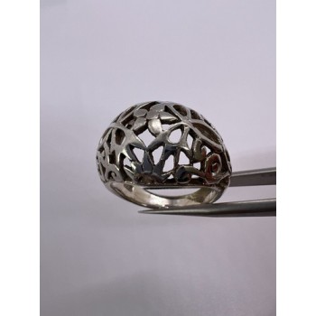 925 Sterling Silver Porous Flower Design Ring Size 8