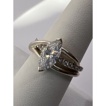 925 Sterling Silver CZ Ring Size 7.5