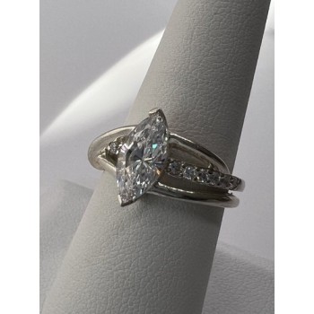 925 Sterling Silver CZ Ring Size 7.5
