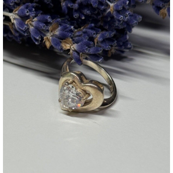 925 Sterling Silver CZ Heart Ring Size 5