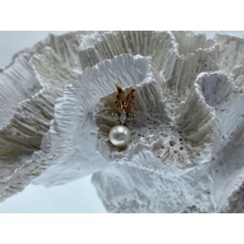 14 K YELLOW GOLD PEARL & SAPPHIRES PENDANT