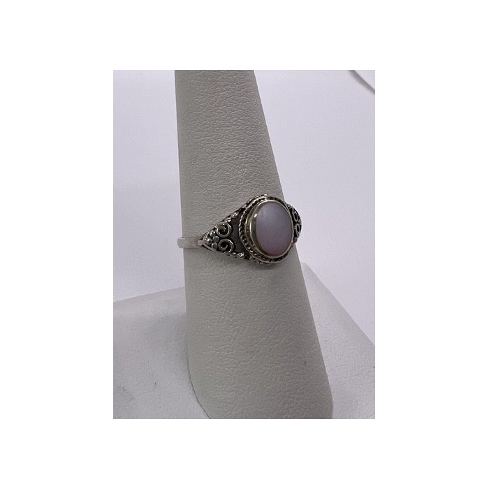 925 STERLING SILVER MOTHER OF PEARL RING SIZE 7