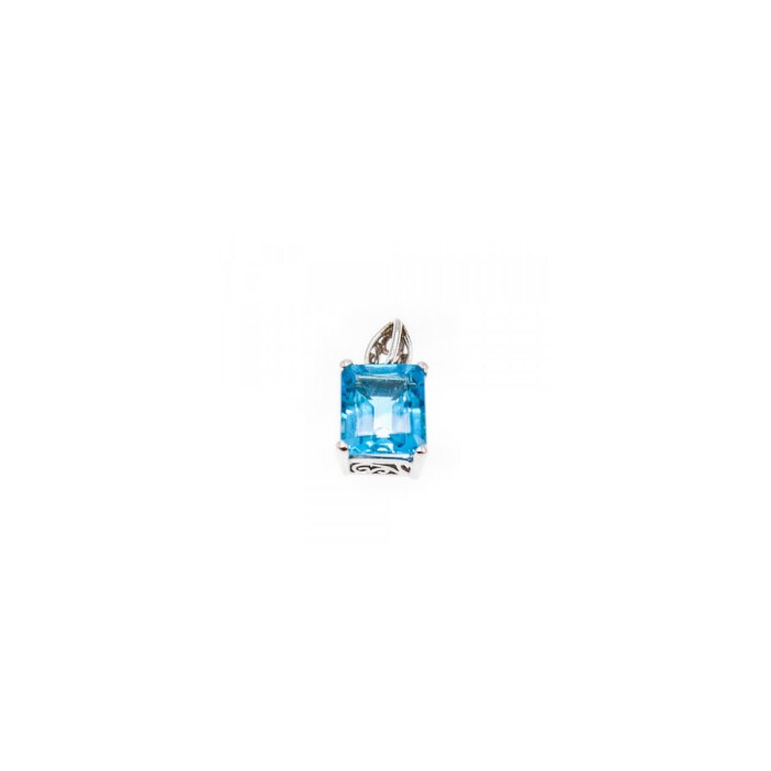 10K WHITE GOLD TOPAZ PENDANT