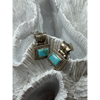 Vintage 925 Sterling Silver Turquoise Earrings Length 0.7 Inch