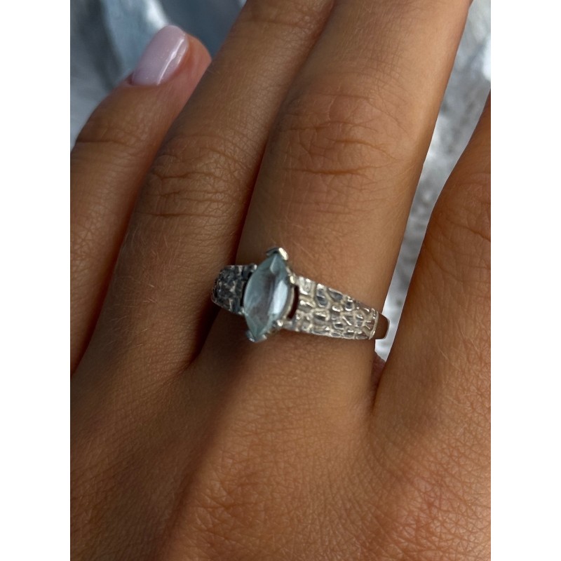 Kabana 925 Sterling Silver Blue Topaz Ring Size 9