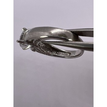 925 Sterling Silver CZ Ring Size 5.5