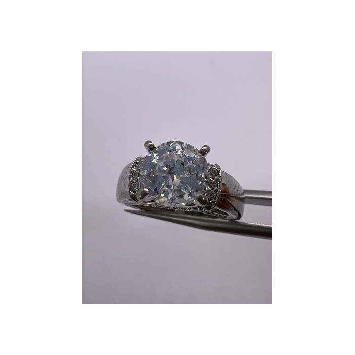 925 Sterling Silver CZ Ring Size 5.5