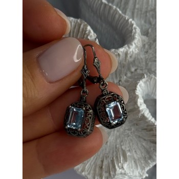 Vintage 925 Sterling Silver Blue Topaz Earrings Length 1.30 inch