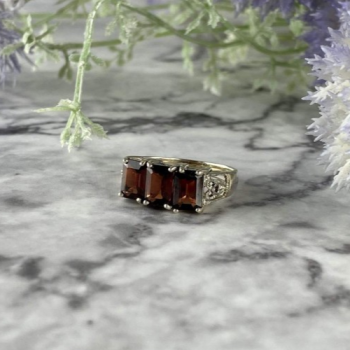 Vintage 925 Sterling Silver Almandine Ring Size 8