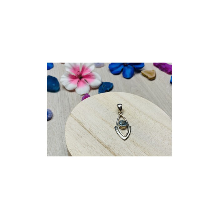 925 Sterling Silver Blue Spinel Pendant