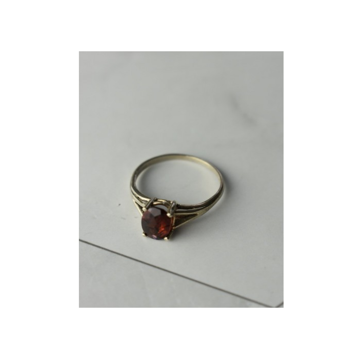 925 Sterling Silver Garnet Ring Size 7