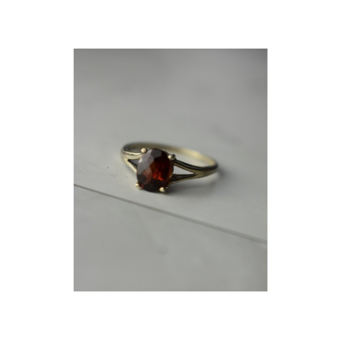 925 Sterling Silver Garnet Ring Size 7