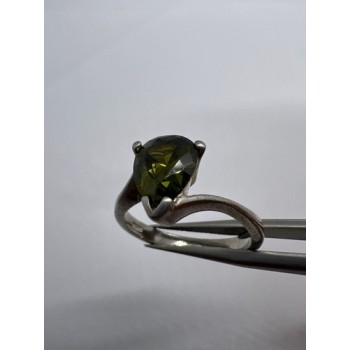 925 Sterling Silver CZ Ring Size 6.5