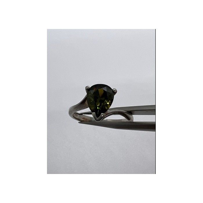 925 Sterling Silver CZ Ring Size 6.5