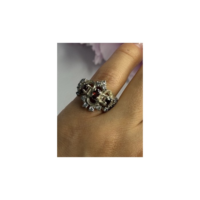 Vintage 925 Sterling Silver Garnet & Beryl Ring Size 5