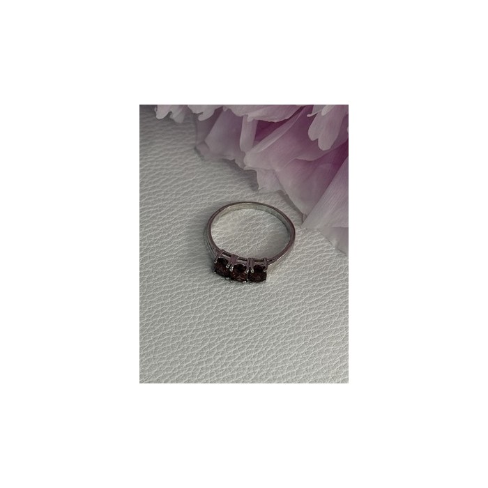 925 Sterling Silver Garnet Ring Size 8