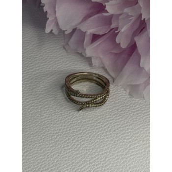 Classy 925 Sterling Silver Diamonds Ring Size 7