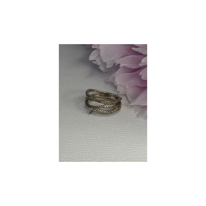 Classy 925 Sterling Silver Diamonds Ring Size 7