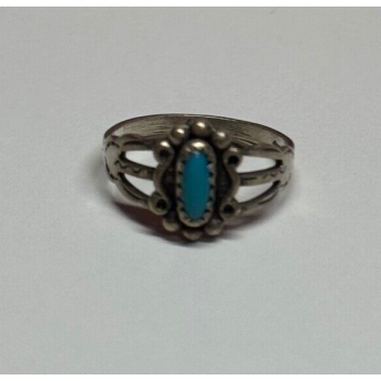 925 Sterling Silver Turquoise Ring Size 4