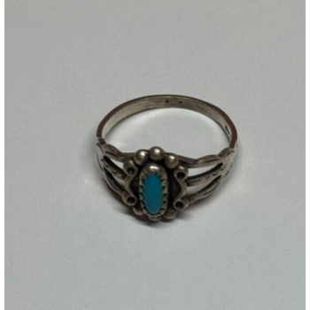 925 Sterling Silver Turquoise Ring Size 4