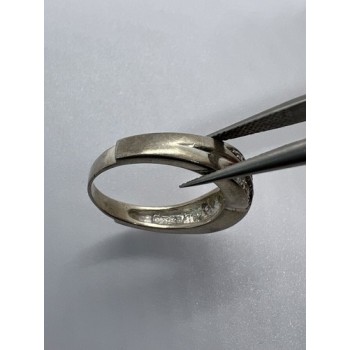 925 Sterling Silver & CZ Ring Size 7.5