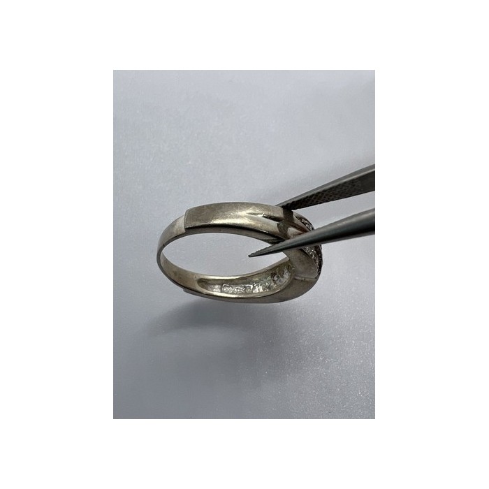 925 Sterling Silver & CZ Ring Size 7.5