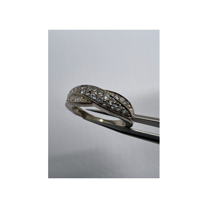 925 Sterling Silver & CZ Ring Size 7.5