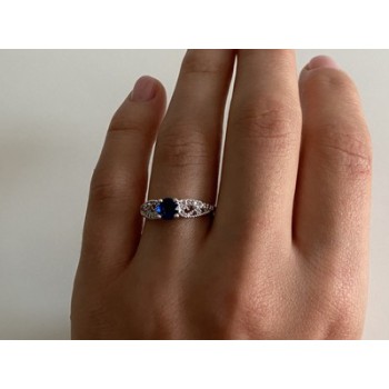 925 Sterling Silver Blue & White CZ Ring Size 7