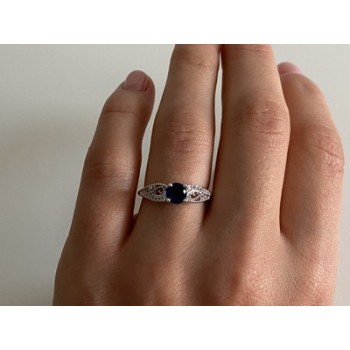 925 Sterling Silver Blue & White CZ Ring Size 7