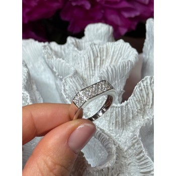 925 Sterling Silver Diamonds Ring Size 9.25