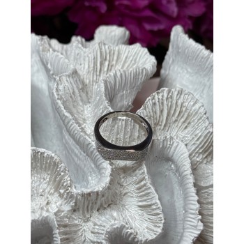 925 Sterling Silver Diamonds Ring Size 9.25