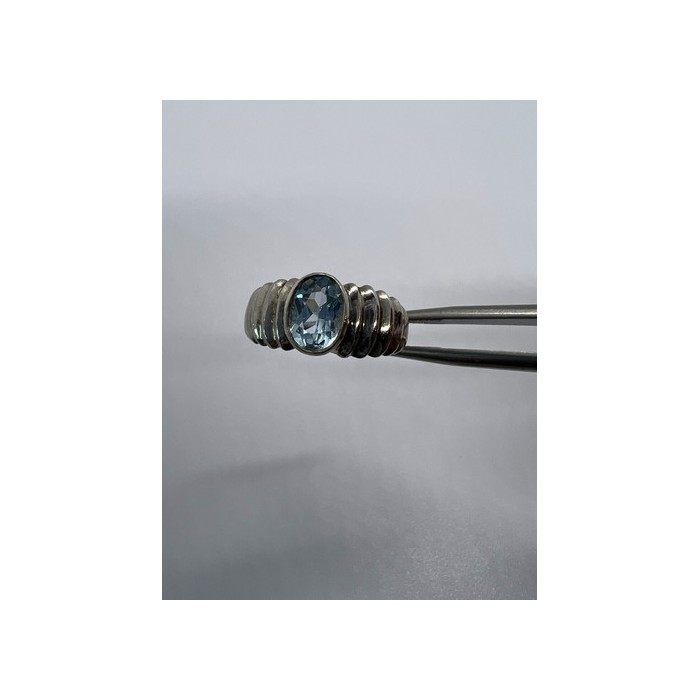 925 Sterling Silver & Blue Topaz Ring Size 5