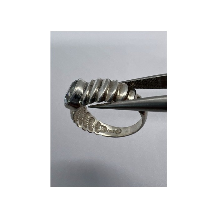 925 Sterling Silver & Blue Topaz Ring Size 5