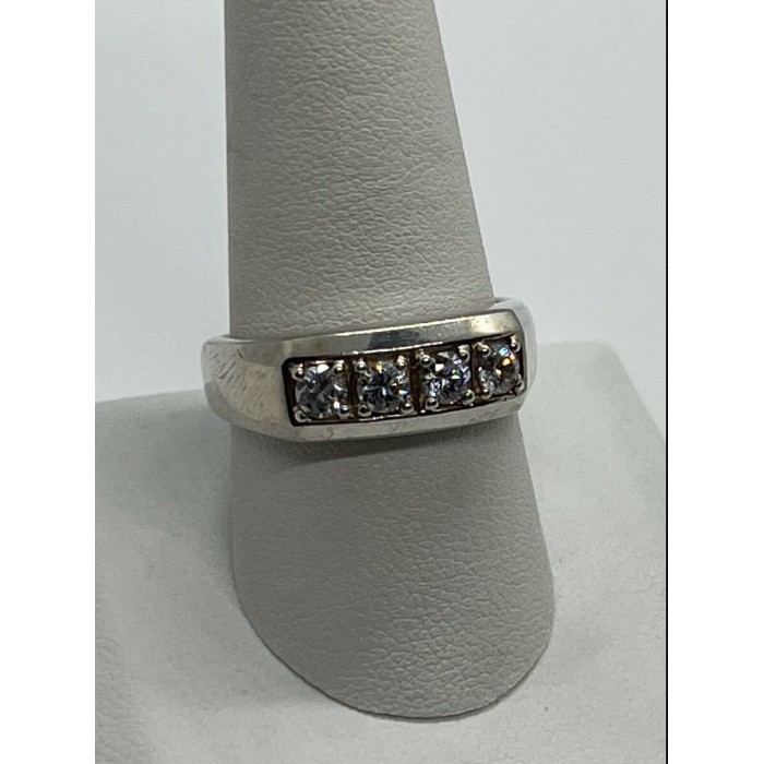 925 Sterling Silver CZ Ring Size 9