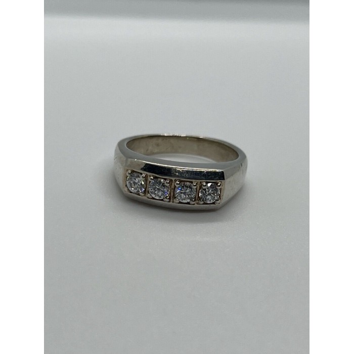 925 Sterling Silver CZ Ring Size 9