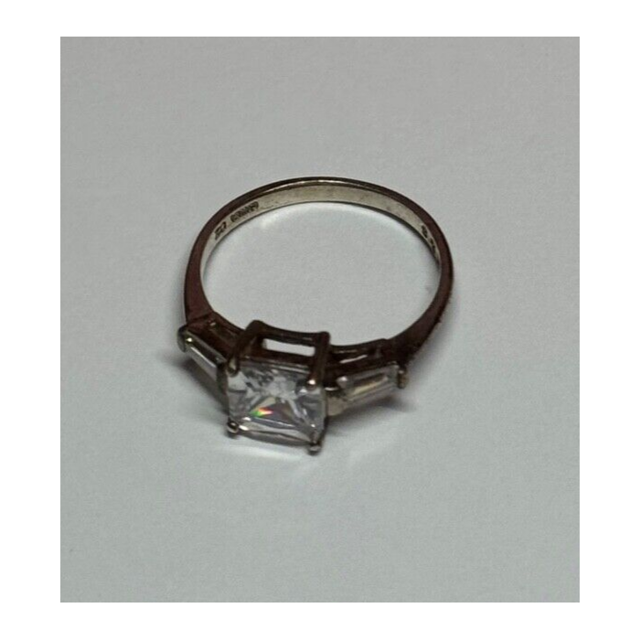925 Sterling Silver CZ Ring Size 7