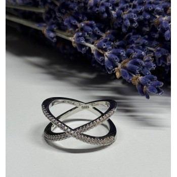 925 Sterling Silver CZ Ring Size 8.5