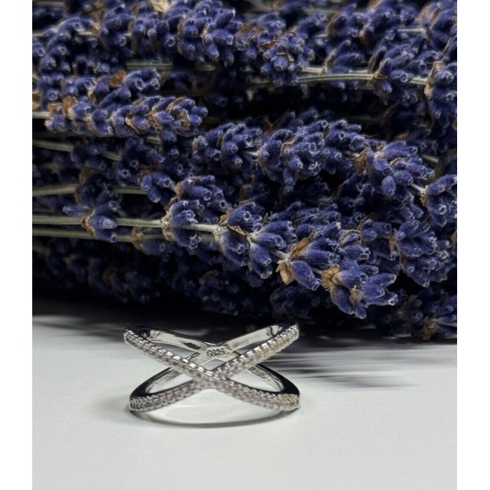 925 Sterling Silver CZ Ring Size 8.5