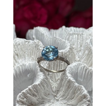 925 Sterling Silver Topaz & Beryl Ring Size 6