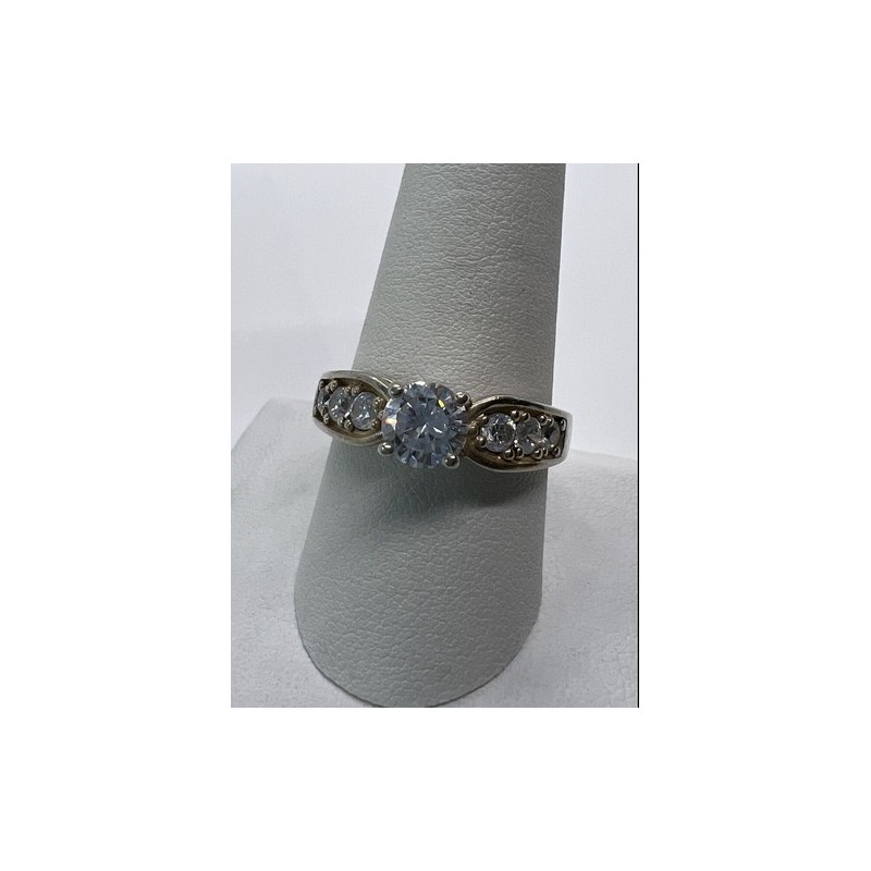 925 Sterling Silver & CZ Ring Size 9.5