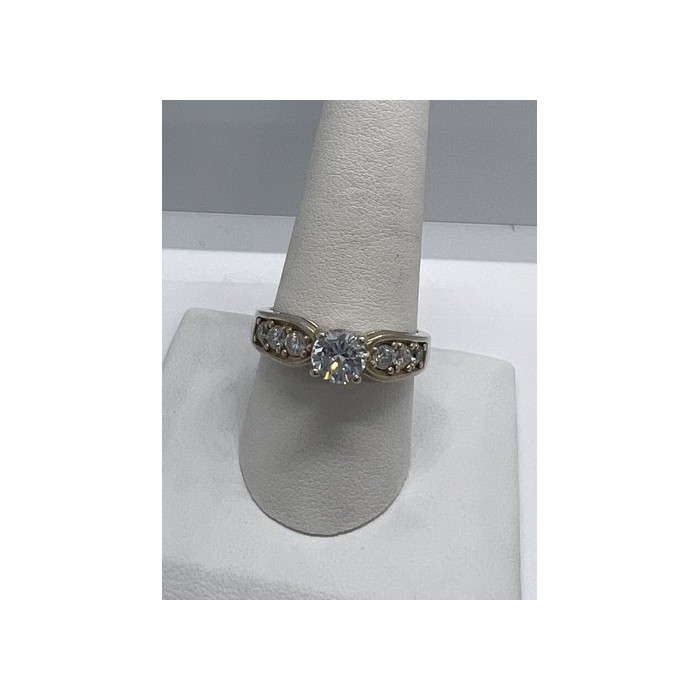 925 Sterling Silver & CZ Ring Size 9.5