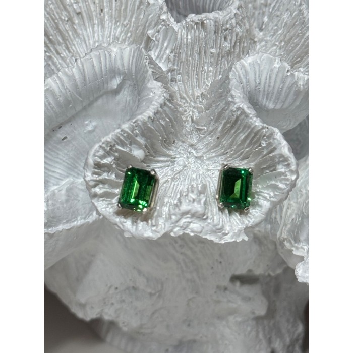 925 Sterling Silver Green Peridot Earrings Length 8 Mm