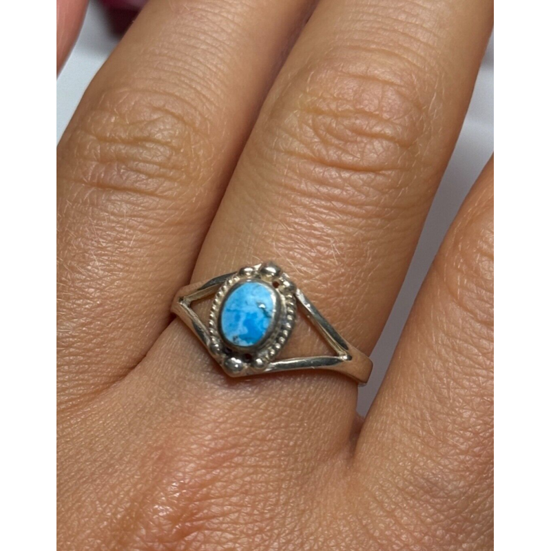 925 Sterling Silver Turquoise Ring Size 8