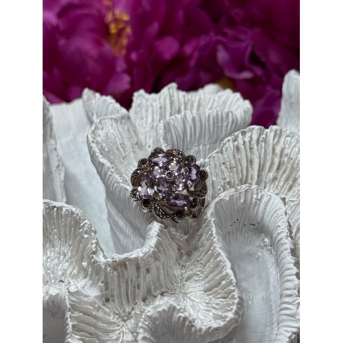 925 Sterling Silver Amethyst & Marcasite Ring Size 5