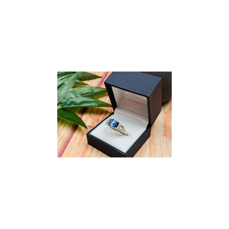 925 STERLING SILVER SPINEL & CZ RING SIZE 9