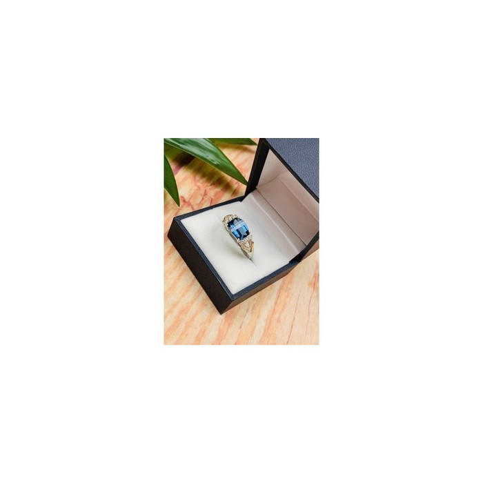 925 STERLING SILVER SPINEL & CZ RING SIZE 9
