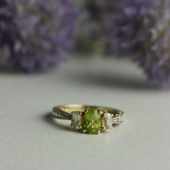 925 Sterling Silver Peridot & Colorless Quartz Ring Size 8